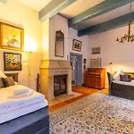 Herrenhaus Cirksena Apartment *