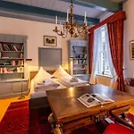 Herrenhaus Cirksena Apartment *