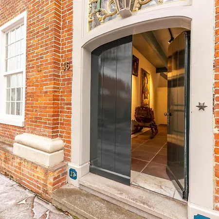 Herrenhaus Cirksena Daire *